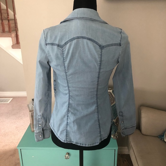 Guess Shirt - Picture 2 of 6